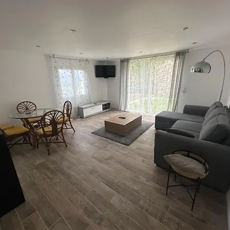 Proche De La Rivière Et De La ! Appartamento