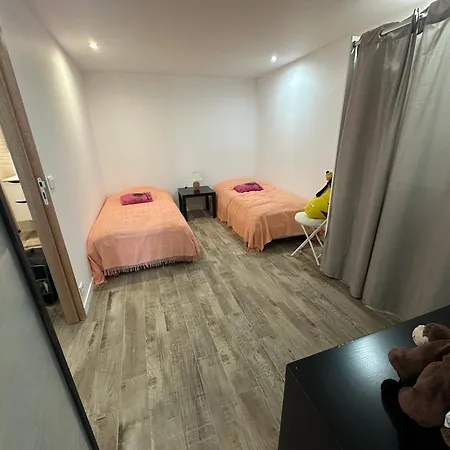 Proche De La Riviere Et De La ! Vico